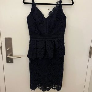 WORN ONCE Ted Baker Navy Lace Dress w Peplum Detail & Rose Gold Zipper